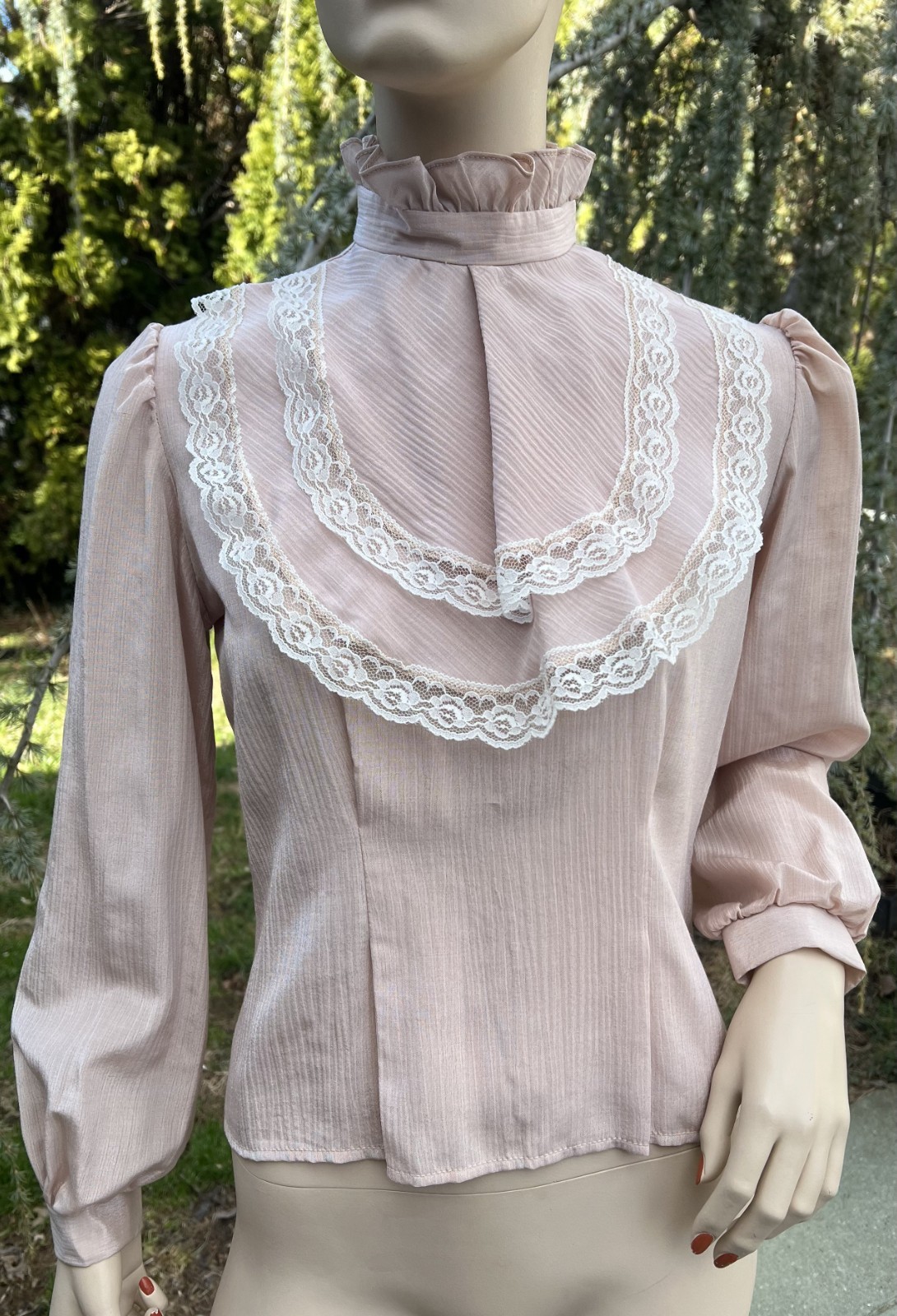 VINTAGE 1970’s MAUVE PINK PRAIRE BLOUSE W/ LACE