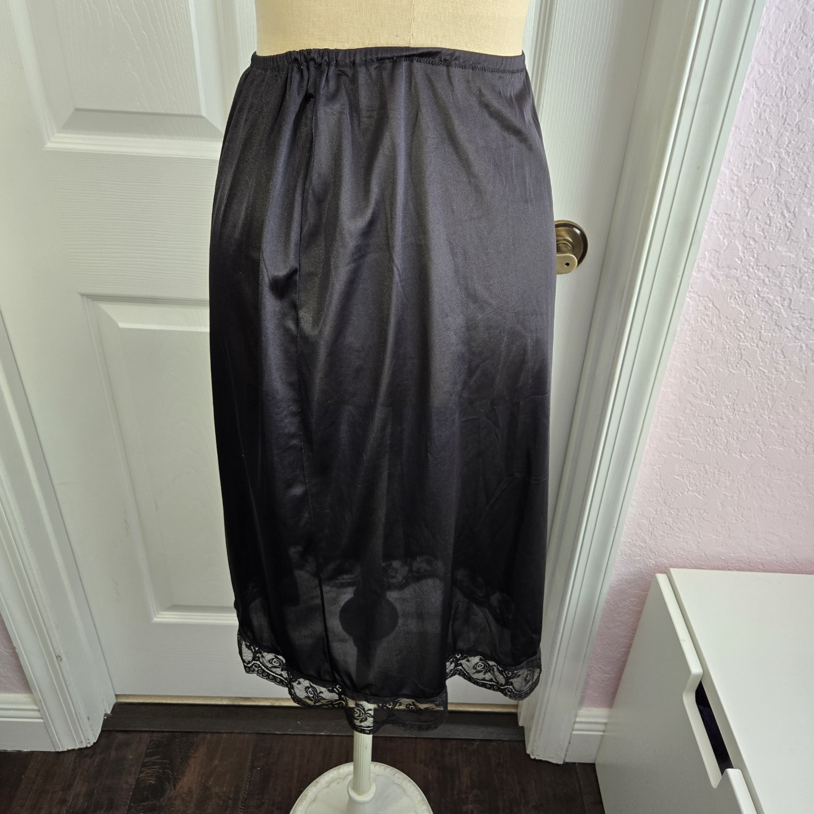 Vintage Kayser Black Nylon and Lace Half Slip Size M Long Made In The USA