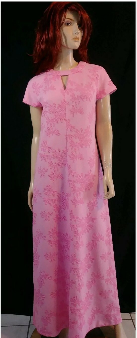 Vintage Handmade Pink Floral Textured Long Dress 58″ Keyhole Sz M? Belt-Tie