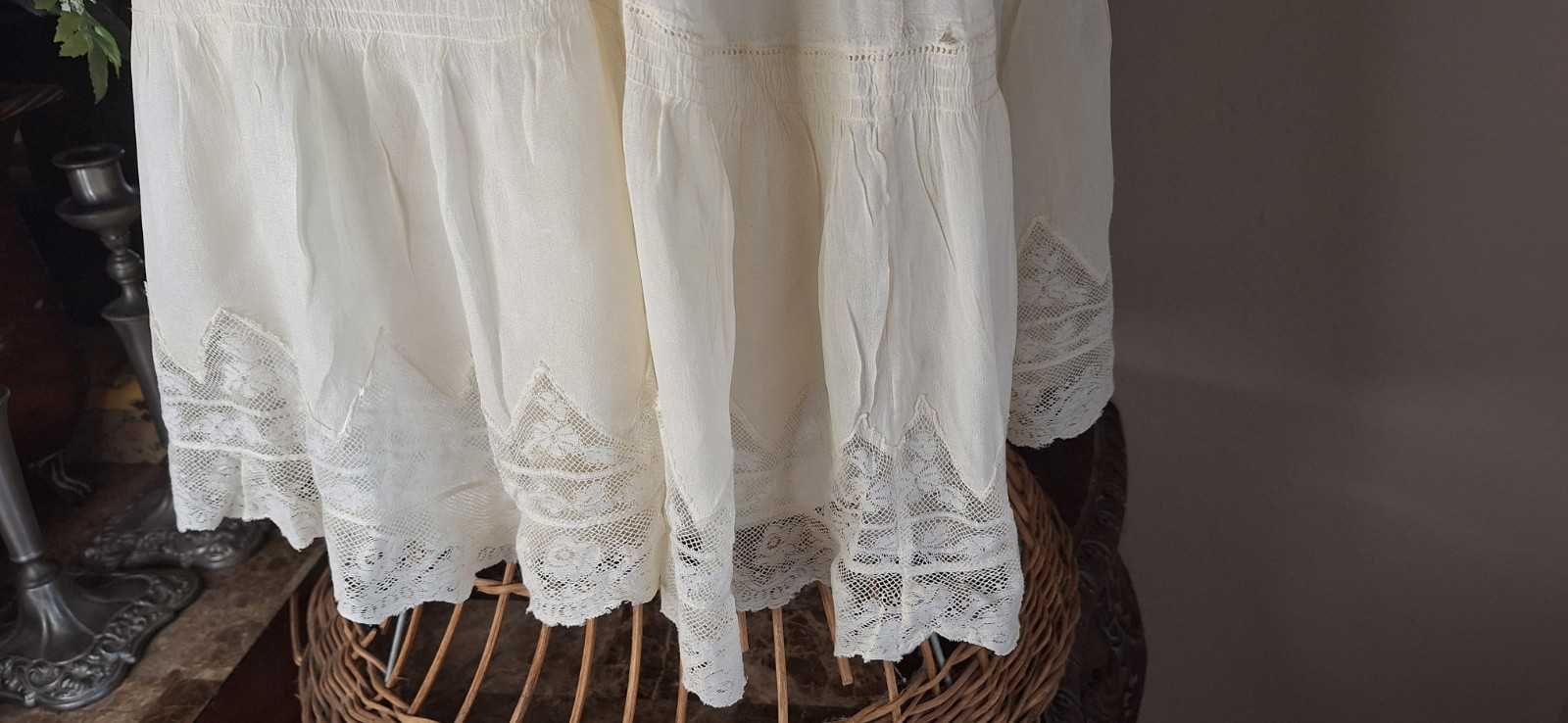 Antique 1920s 1930s Pure Silk & Lace Half Slip Petticoat