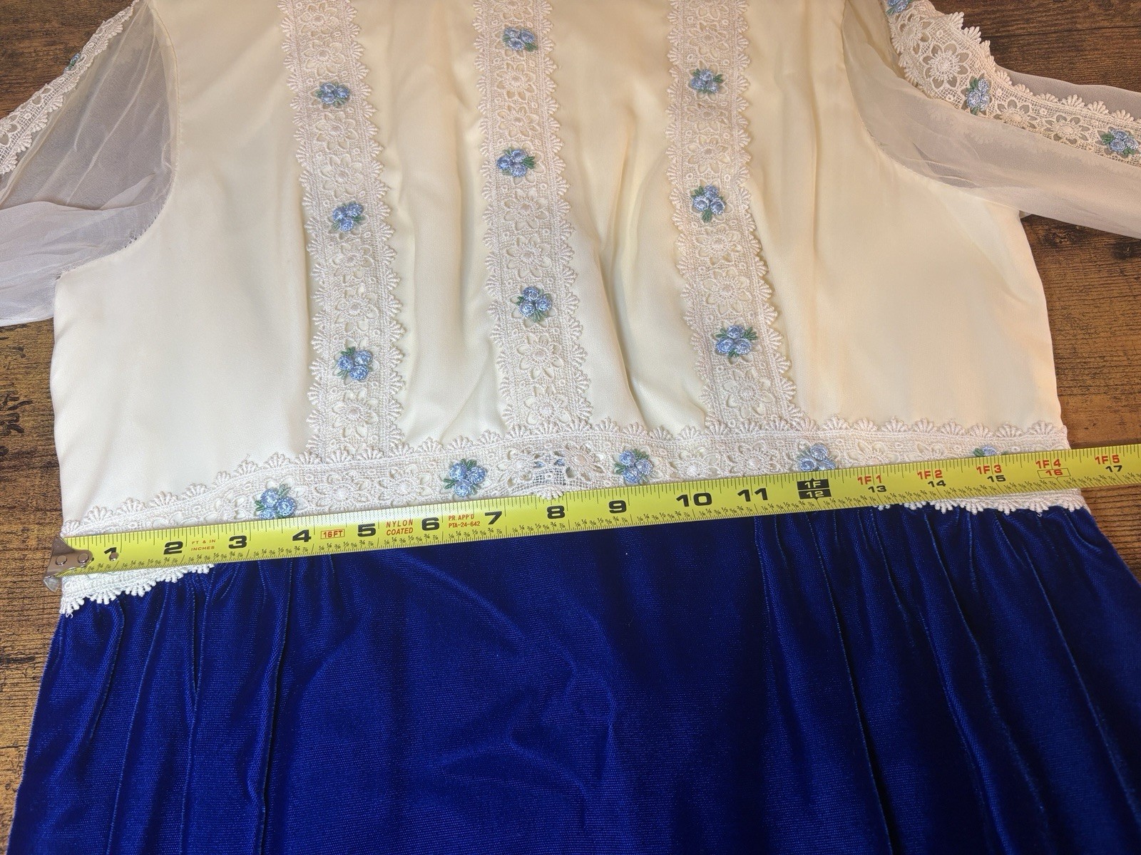 Vintage 1970s Blue Beige Chiffon Velvet Maxi Dress Lace Bodice Sz Medium?