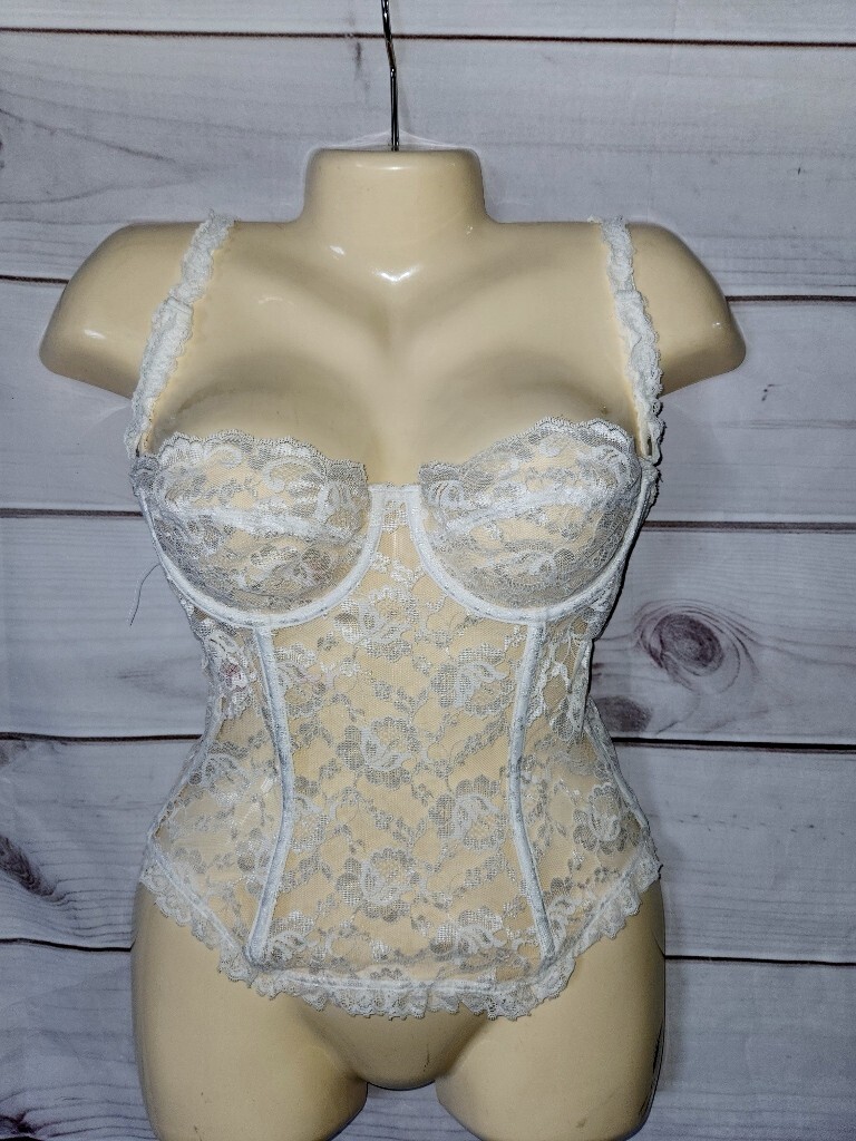VTG Lady Marlene 38 Sheer Lace White underwire 377 Buster