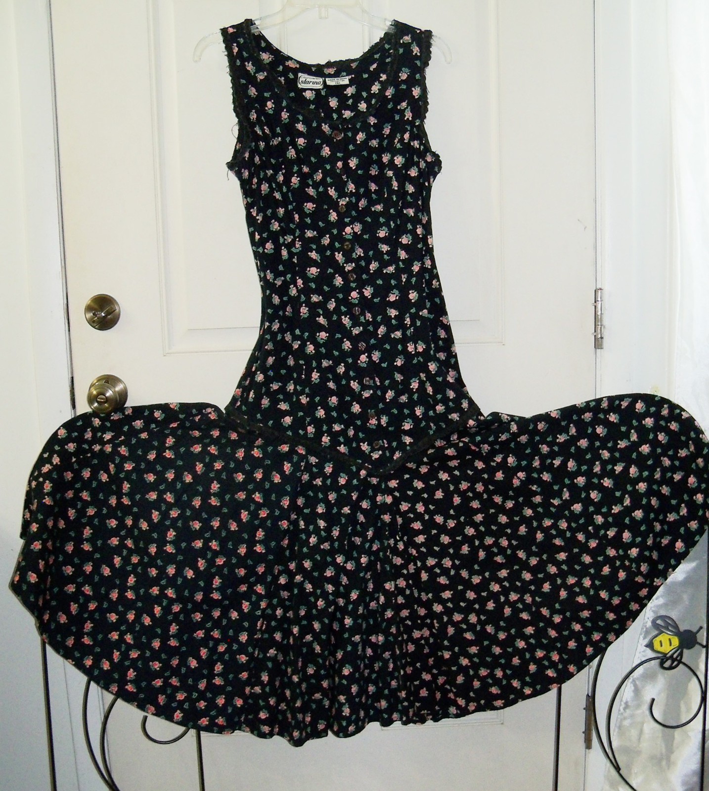 VINTAGE STARINA BLACK FLORAL RHUMBA SKIRT FITTED BODICE SUMMER PARTY DRESS