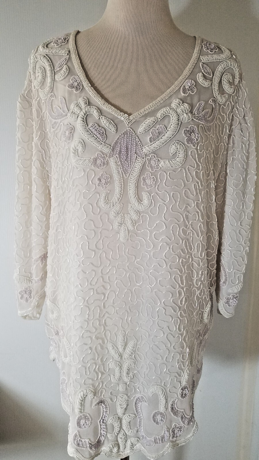Vintage Beaded Top Ladies Sz XL White Sequins Seed Pearls V Neck Tunic 3282