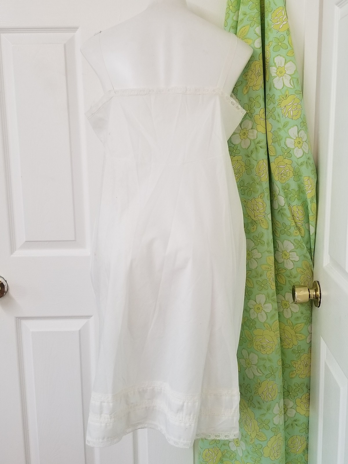 Vintage Snow White Cotton Nurse Full Slip Snip It To Size Dress 40